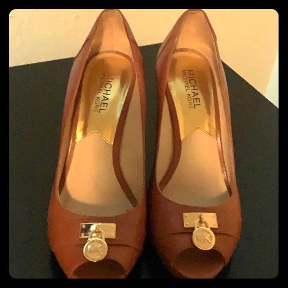 MK Hamilton Wedges
